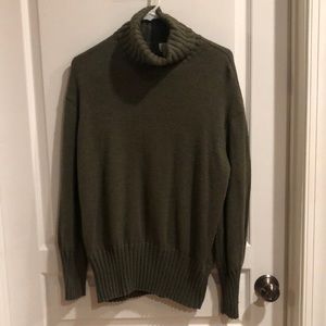 Turtleneck Green Sweater